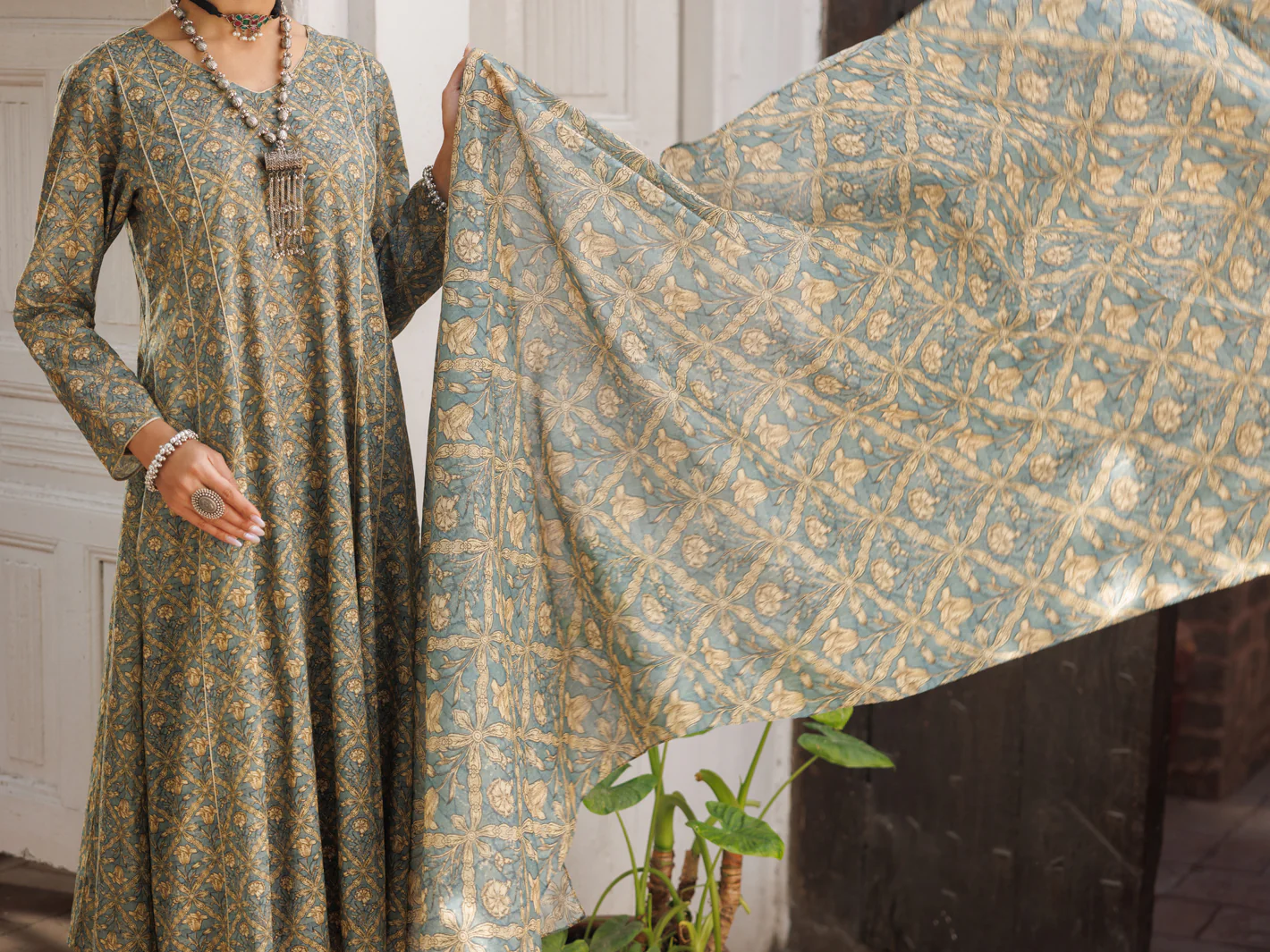 Mehndi Green Lawn 3Pc Stitched - ALP-3PS-2130 - Image 4