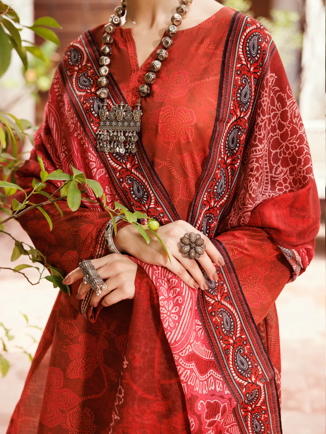 Maroon Cambric 3Pc Stitched - ALP-3PS-2137 - Image 4