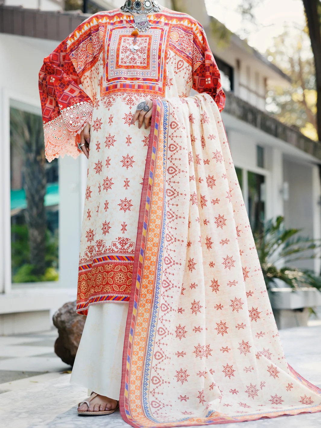 Cream Lawn 3Pc Stitched - ALP-3PS-2138