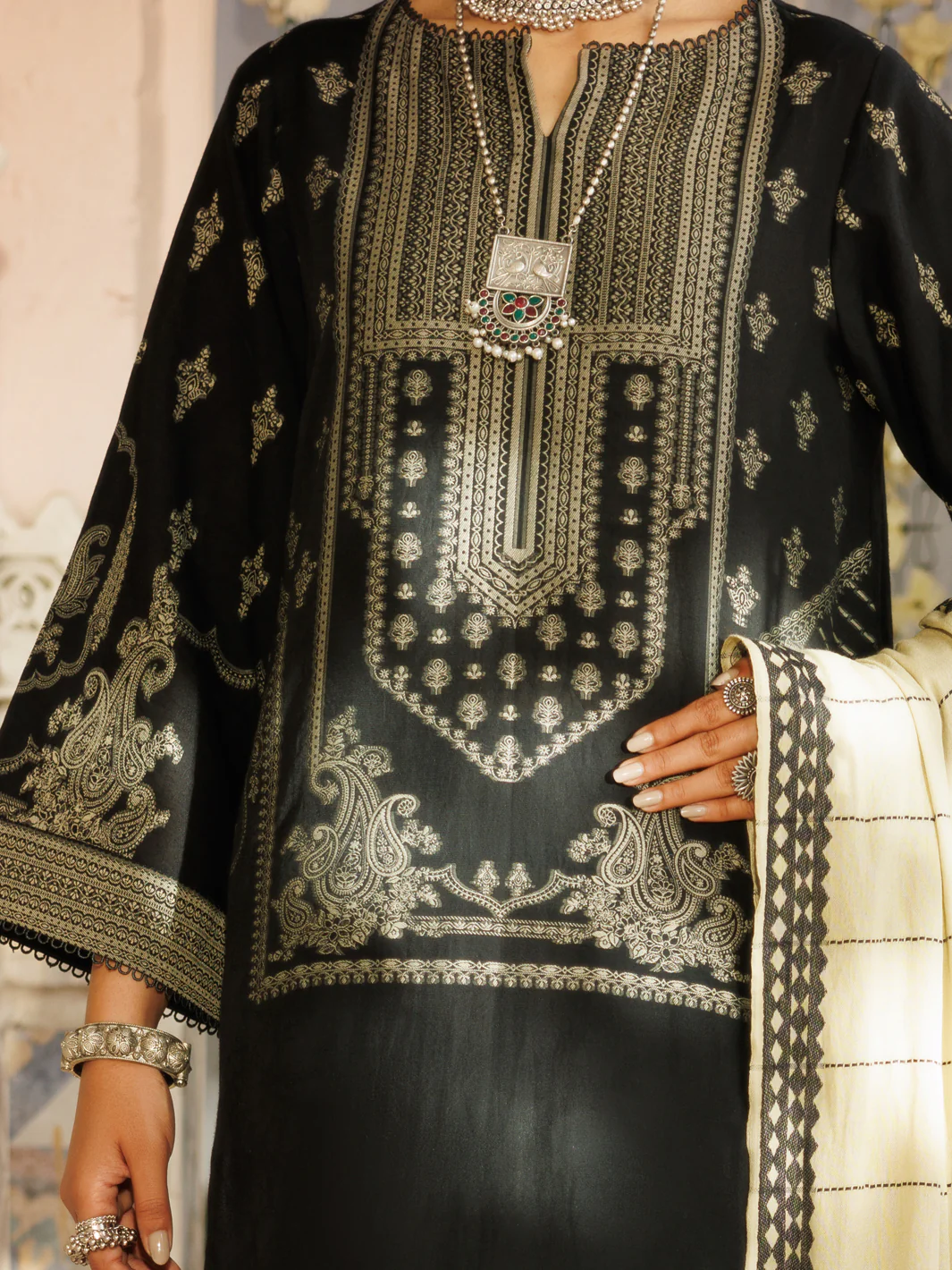 Black Jacquard 3Pc Stitched - ALP-3PS-2178 - Image 3
