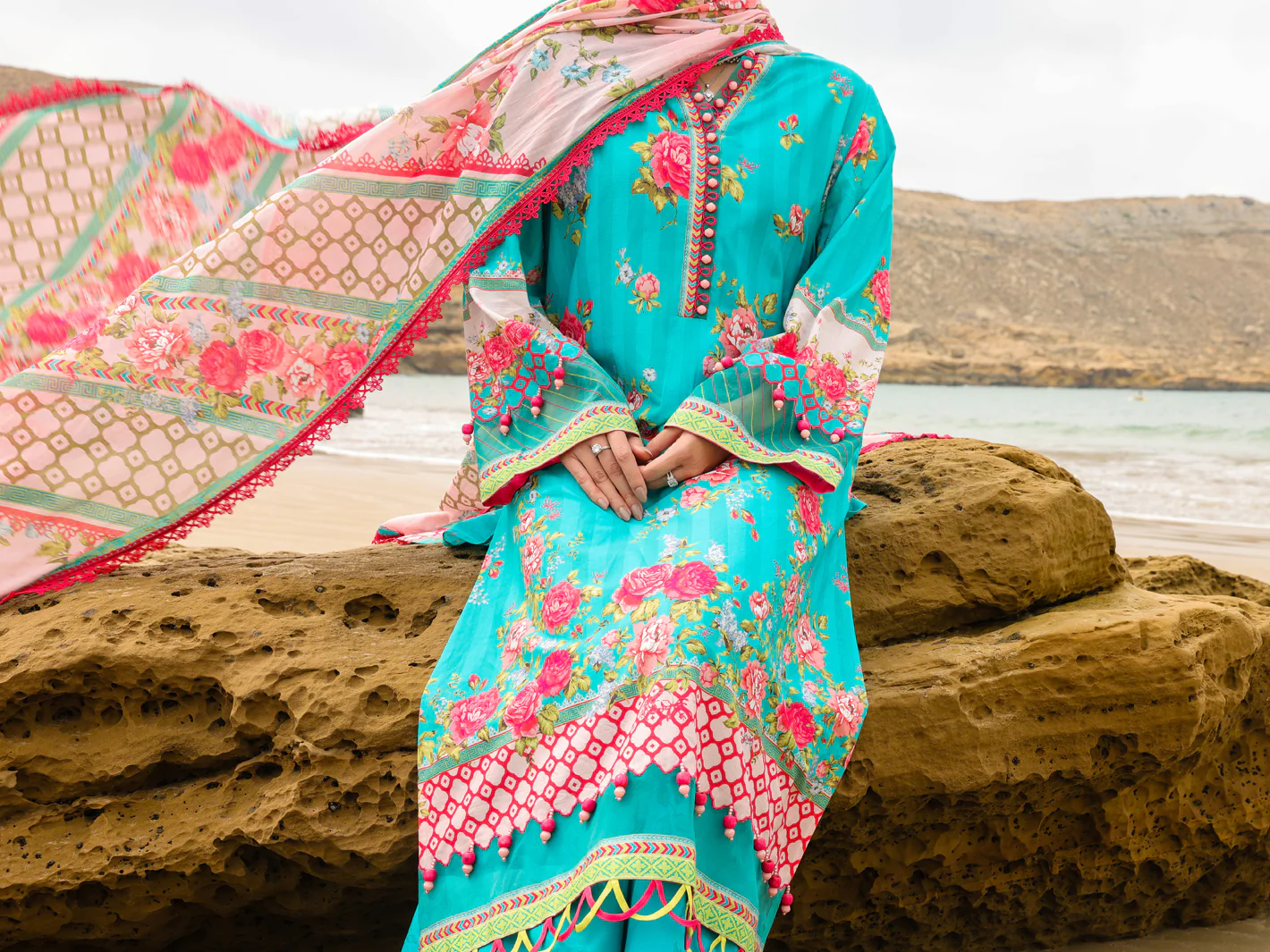 Ferozi Lawn 3Pc Unstitched - ALP-3PS-2209 - Image 4