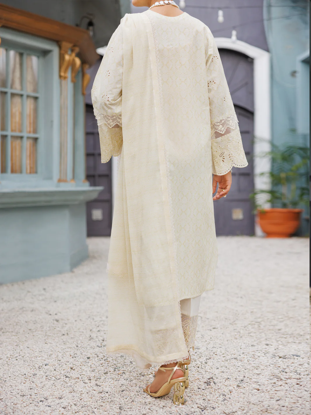 Off White Lawn 3Pc Unstitched - ALP-3PS-2273 - Image 2