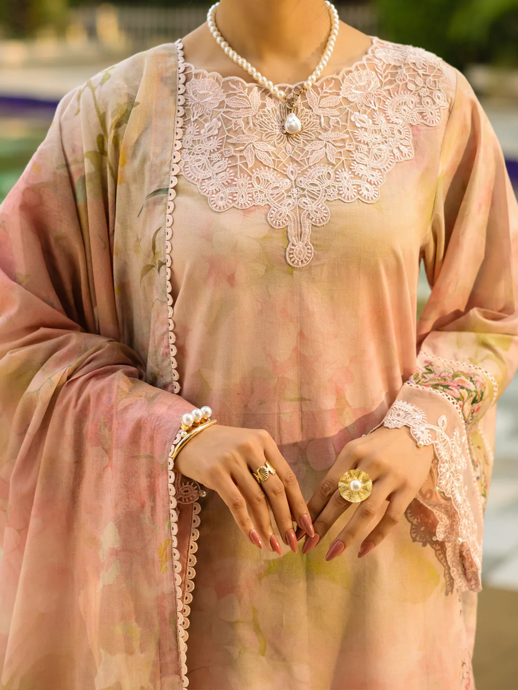 Light Pink Lawn 3Pc Unstitched - ALP-3PS-2434 - Image 5