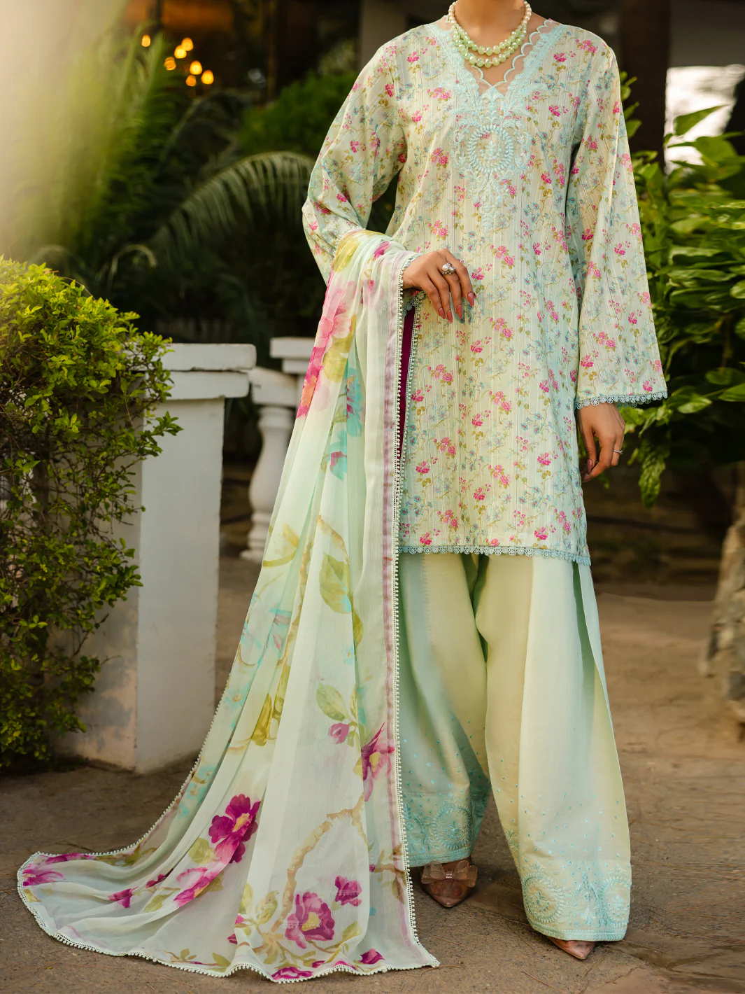 Green Lino Kara 3Pc Unstitched - ALP-3PS-2438 - Image 3