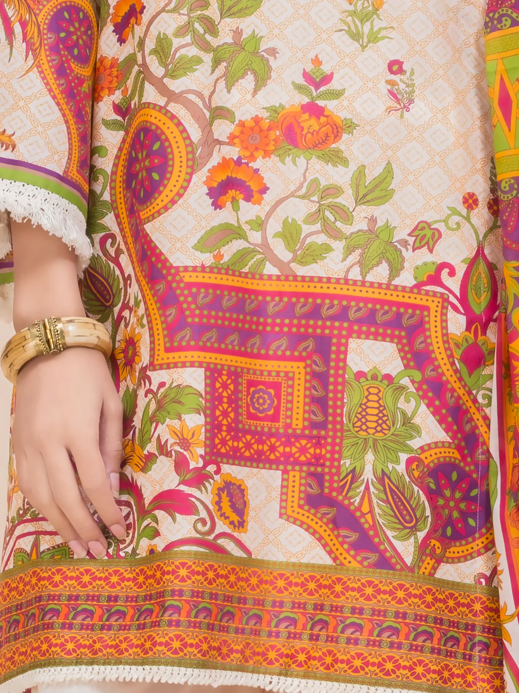 Cream Lawn 3Pc Stitched - ALP-3PS-782 - Image 3