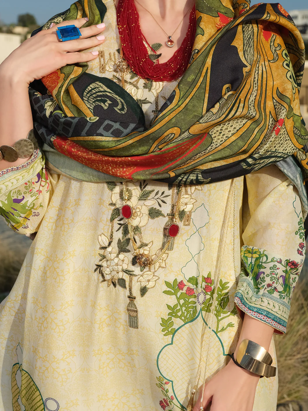 Ivory Lawn 3Pc Stitched - ALP-3PS-882 - Image 3