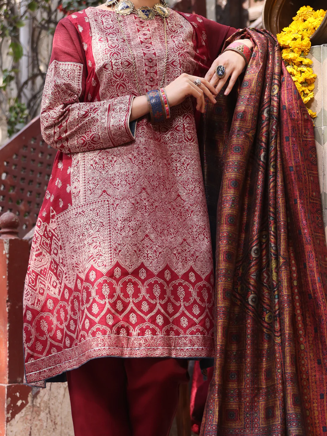 Red Viscose 3Pc Stitched - ALP-3PS-900 - Image 2