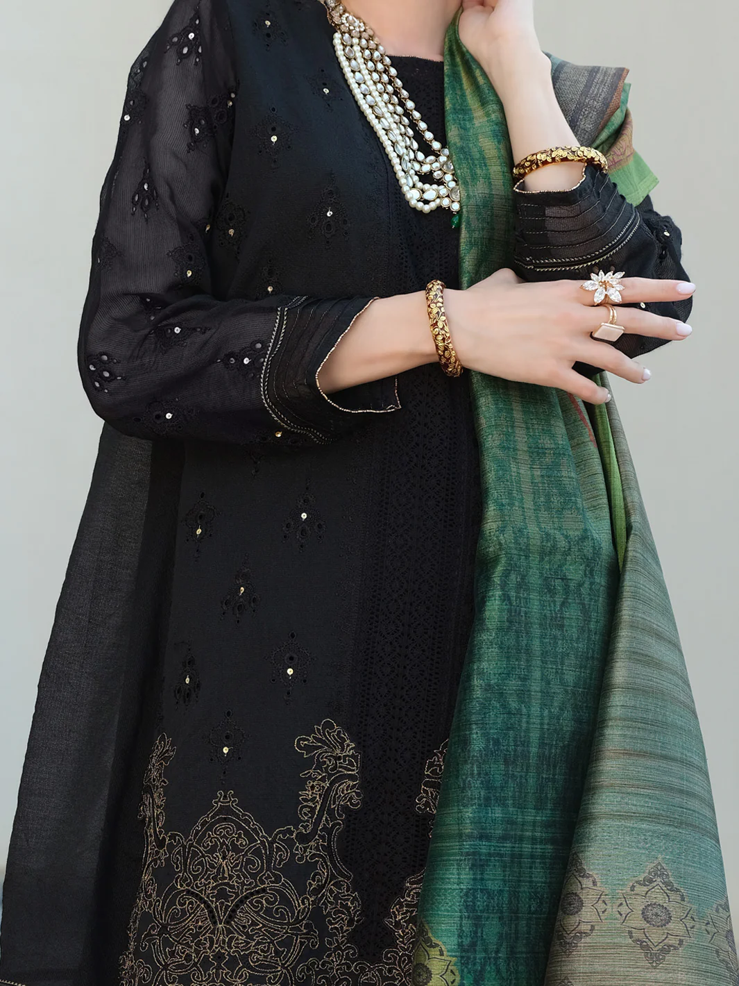 Black Khaddi 3Pc Stitched - ALP-3PS-901 - Image 2