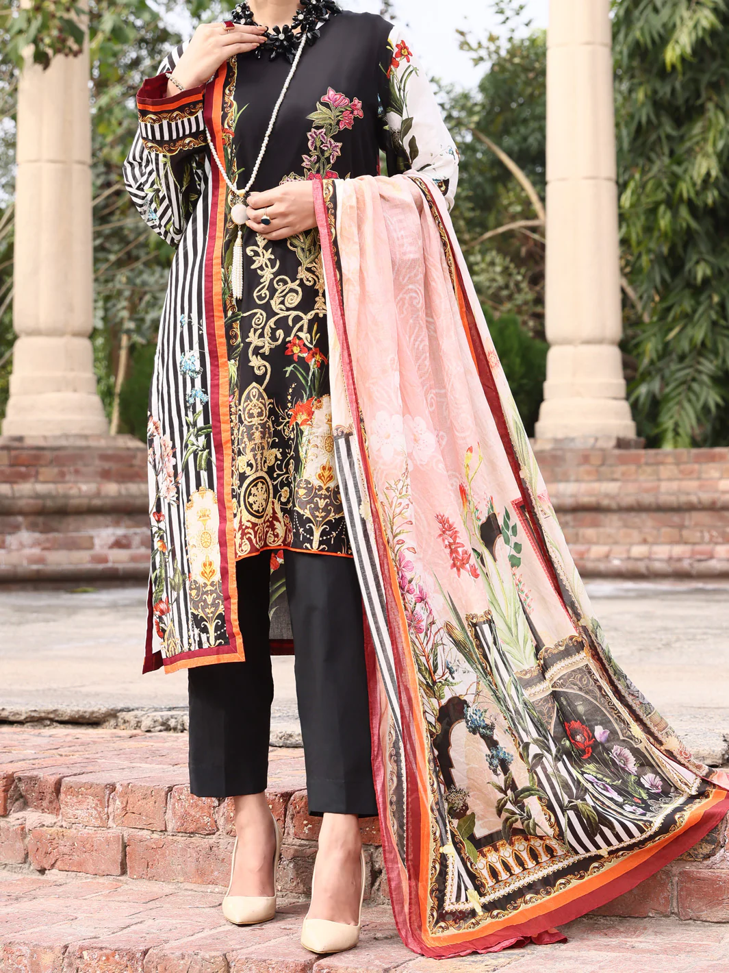 Black Lawn 3Pc Stitched - ALP-3PS-922/S
