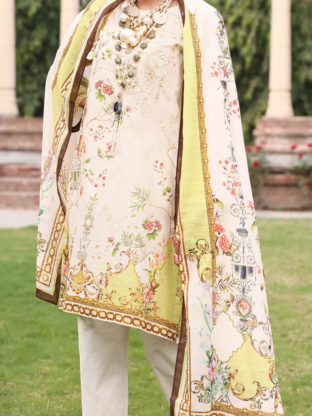Off White Lawn 3Pc Stitched - ALP-3PS-924/S - Image 3