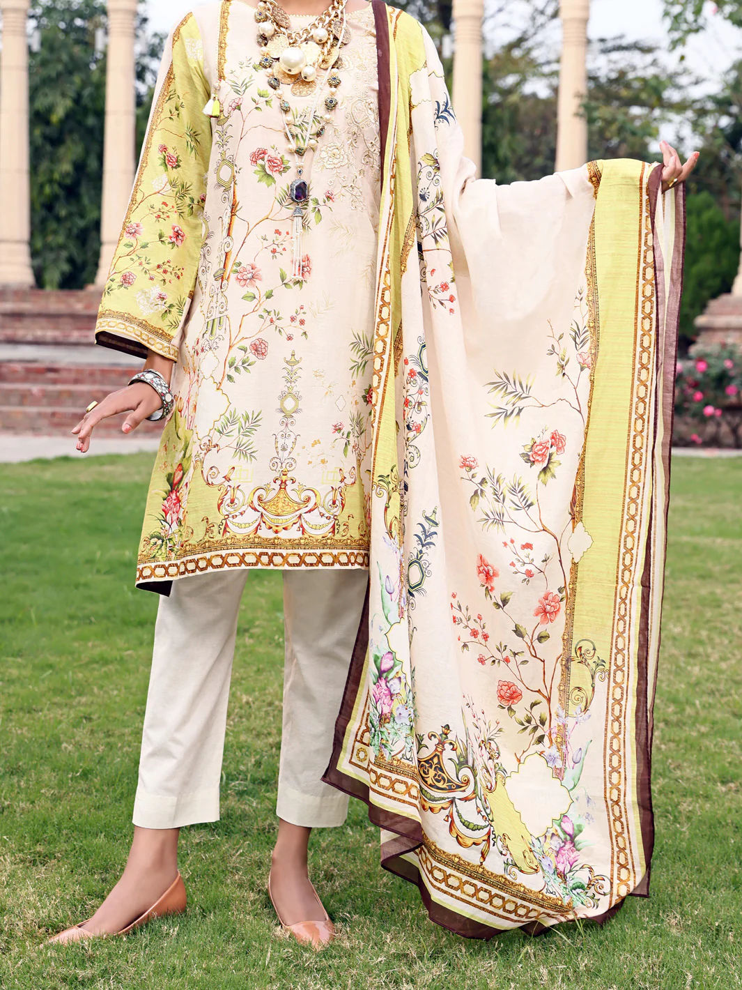 Off White Lawn 3Pc Unstitched - ALP-3PS-924