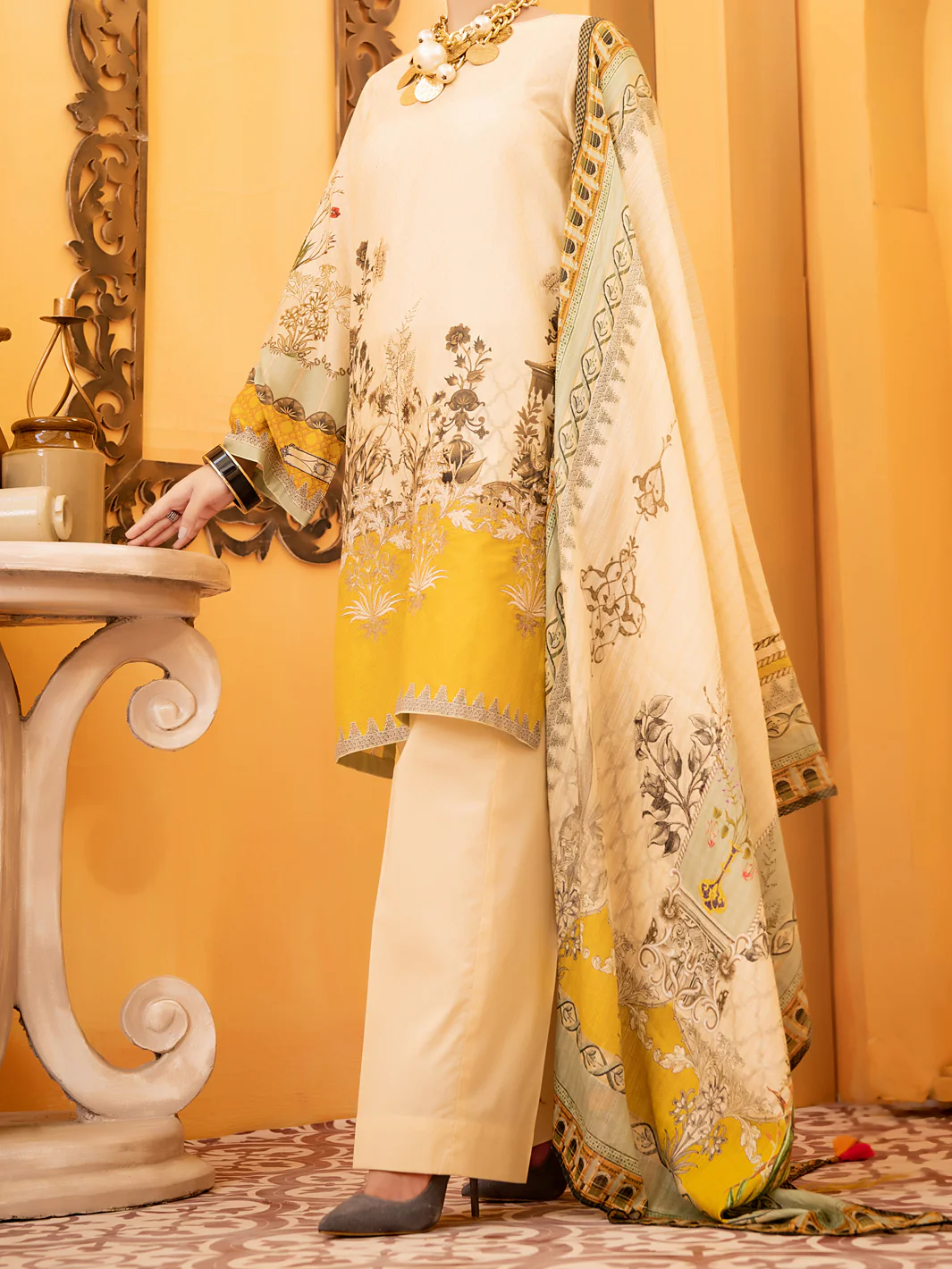 Beige Lawn 3Pc Stitched - ALP-937 - Image 3