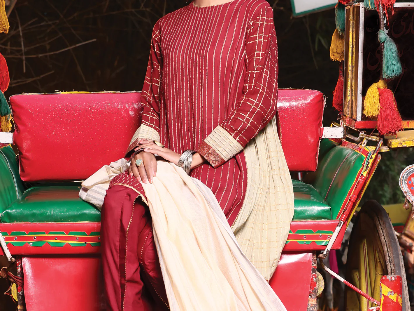 Maroon Jacquard 3Pc Stitched - ALP-3PS-950 - Image 2