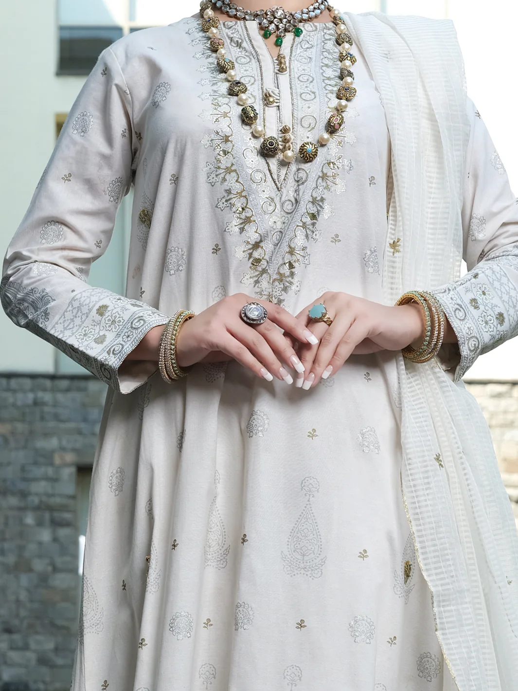 Off White Karandi 3Pc Stitched - ALP-3PS-965/S - Image 2
