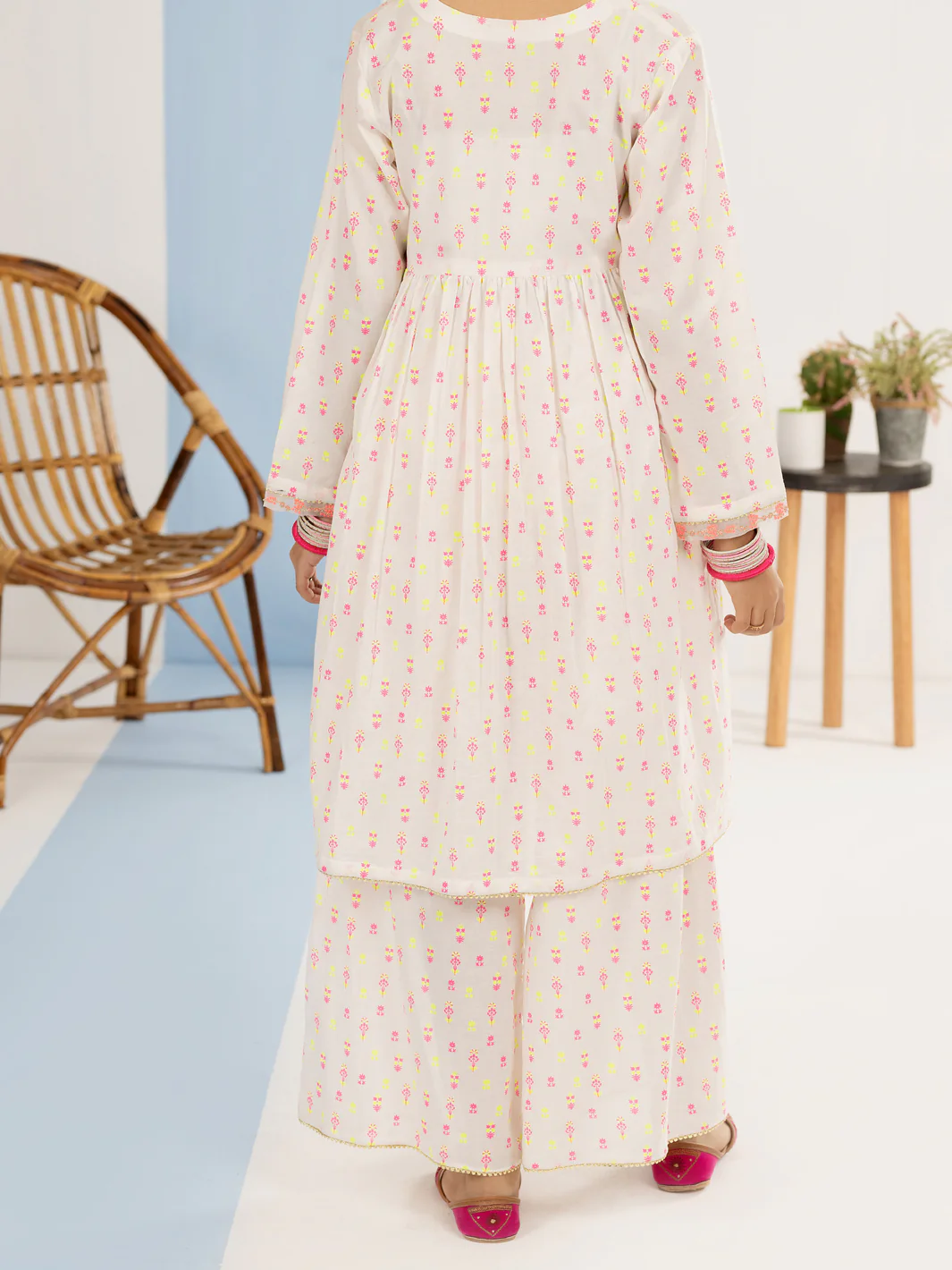 Light Pink Lawn 2 Piece Stitched - ALT-2PS-LKS-1116 - Image 2