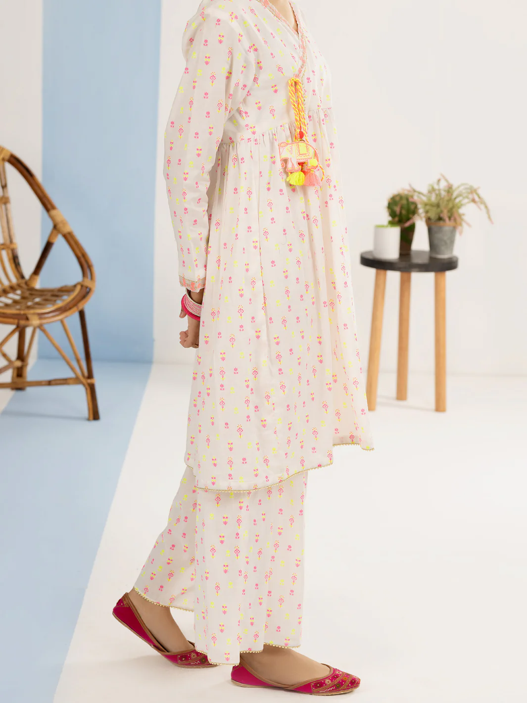 Light Pink Lawn 2 Piece Stitched - ALT-2PS-LKS-1116 - Image 4