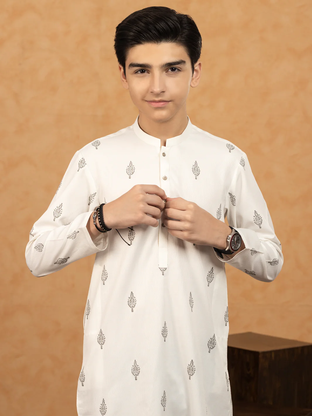 White Blended Kurta - ALT-K-047A - Image 2
