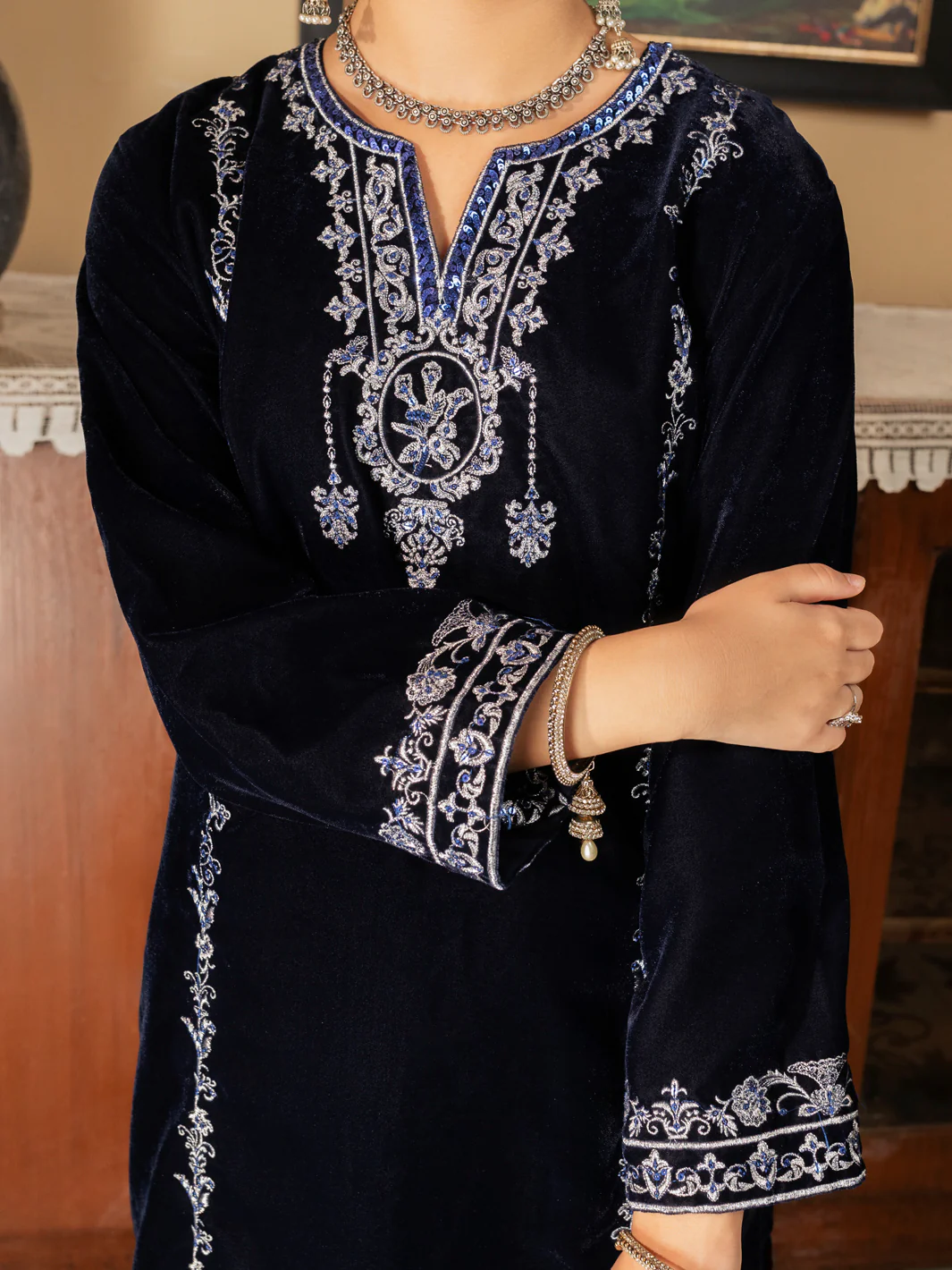 Blue Velvet 2 Piece Stitched - ALT-LS-LKS-1140 - Image 3