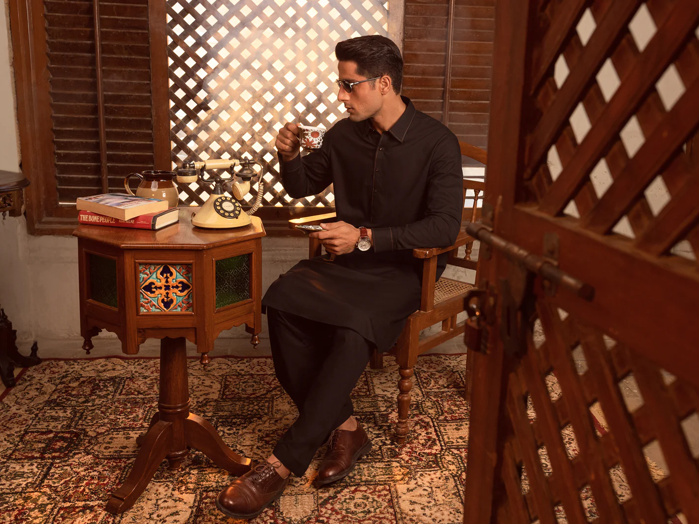 Black Kameez Shalwar - ALWA-KS-404 - Image 4