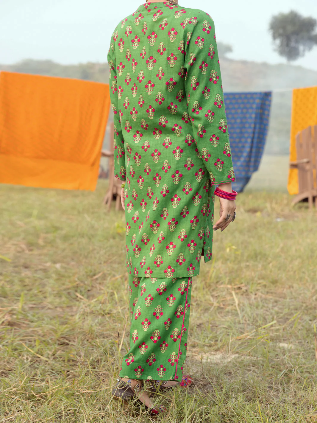 Green Cambric 2Pc  Stitched - AWP-2PS-LKS-527 - Image 2