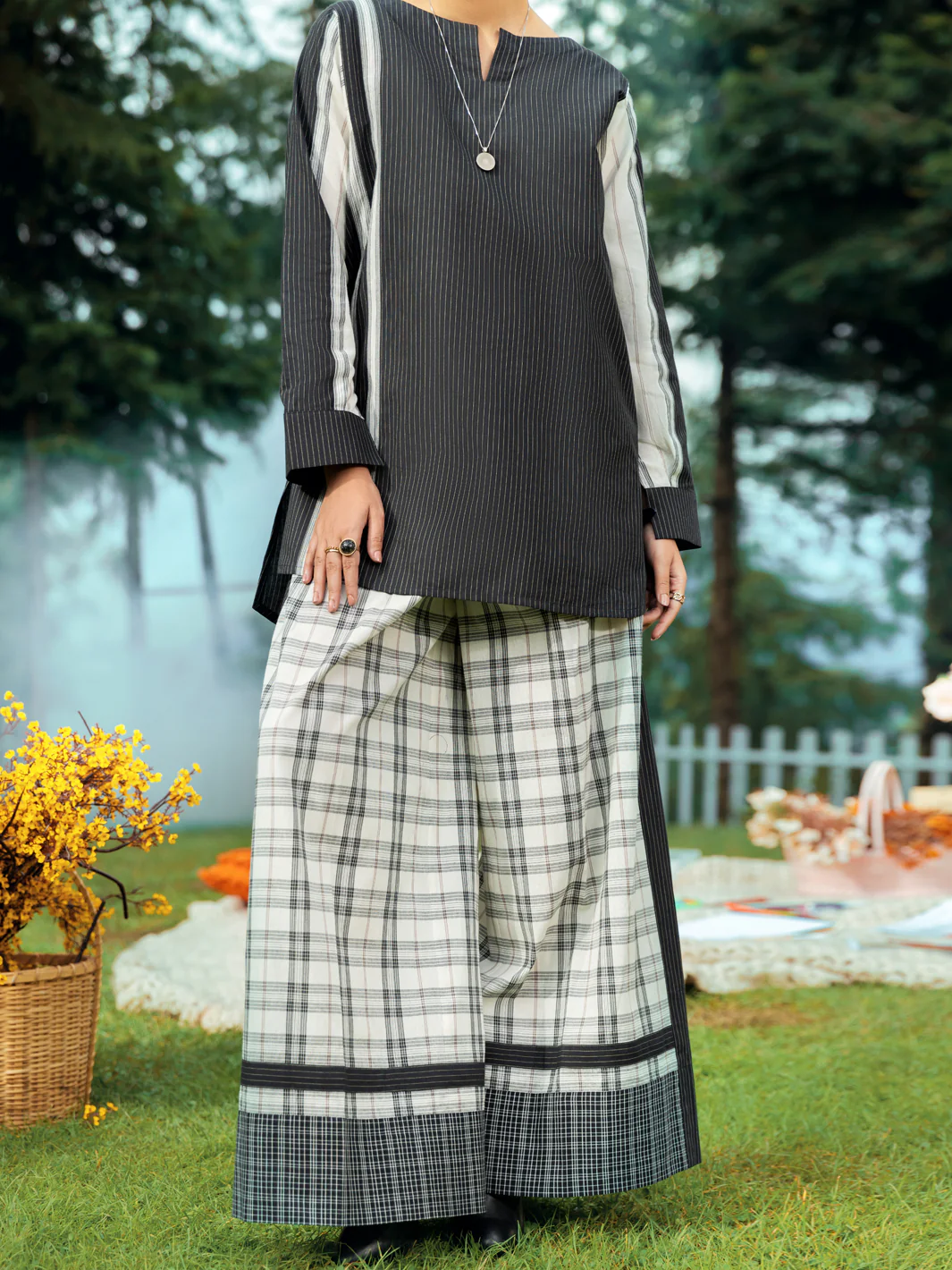 Black & White 2Pc Stitched - AWP-2PS-LKS-595