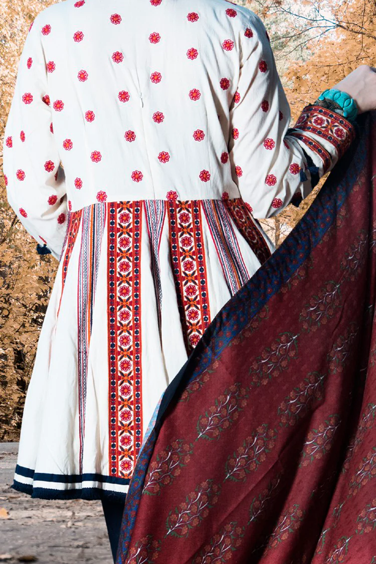 Off White Khaddar 3Pc Stitched - AWP-3PS-179-B - Image 2