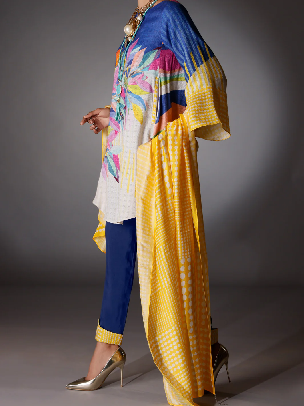 Yellow Silk Jacquard 3Pc Stitched - AWP-3PS-261 - Image 2