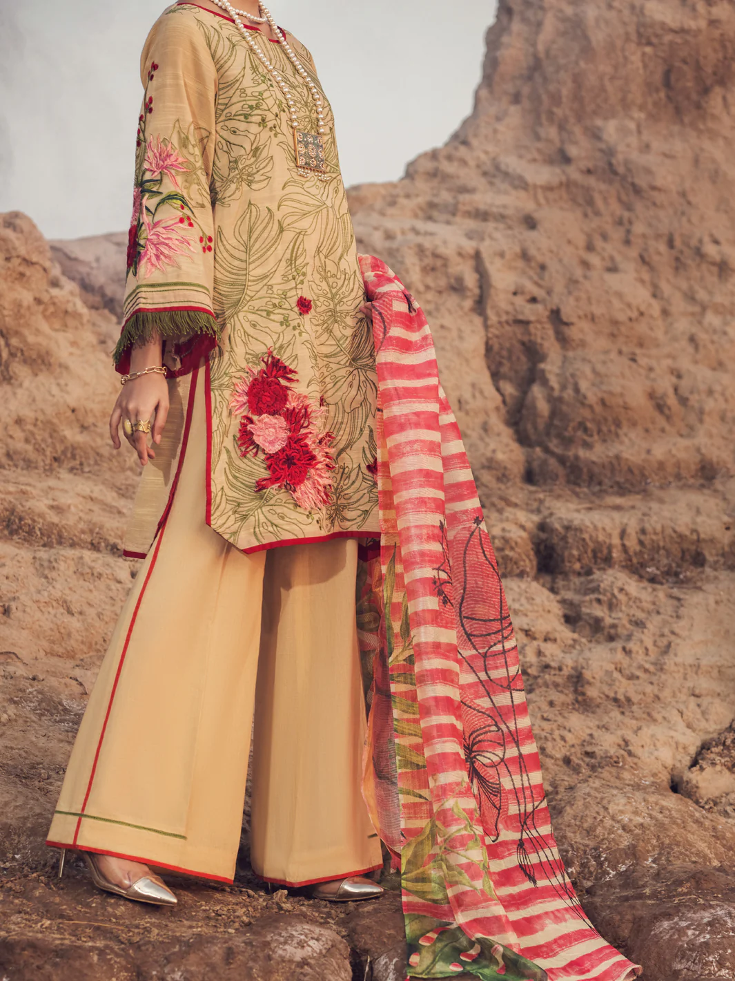 Beige Khaddar 3Pc Stitched - AWP-3PS-350
