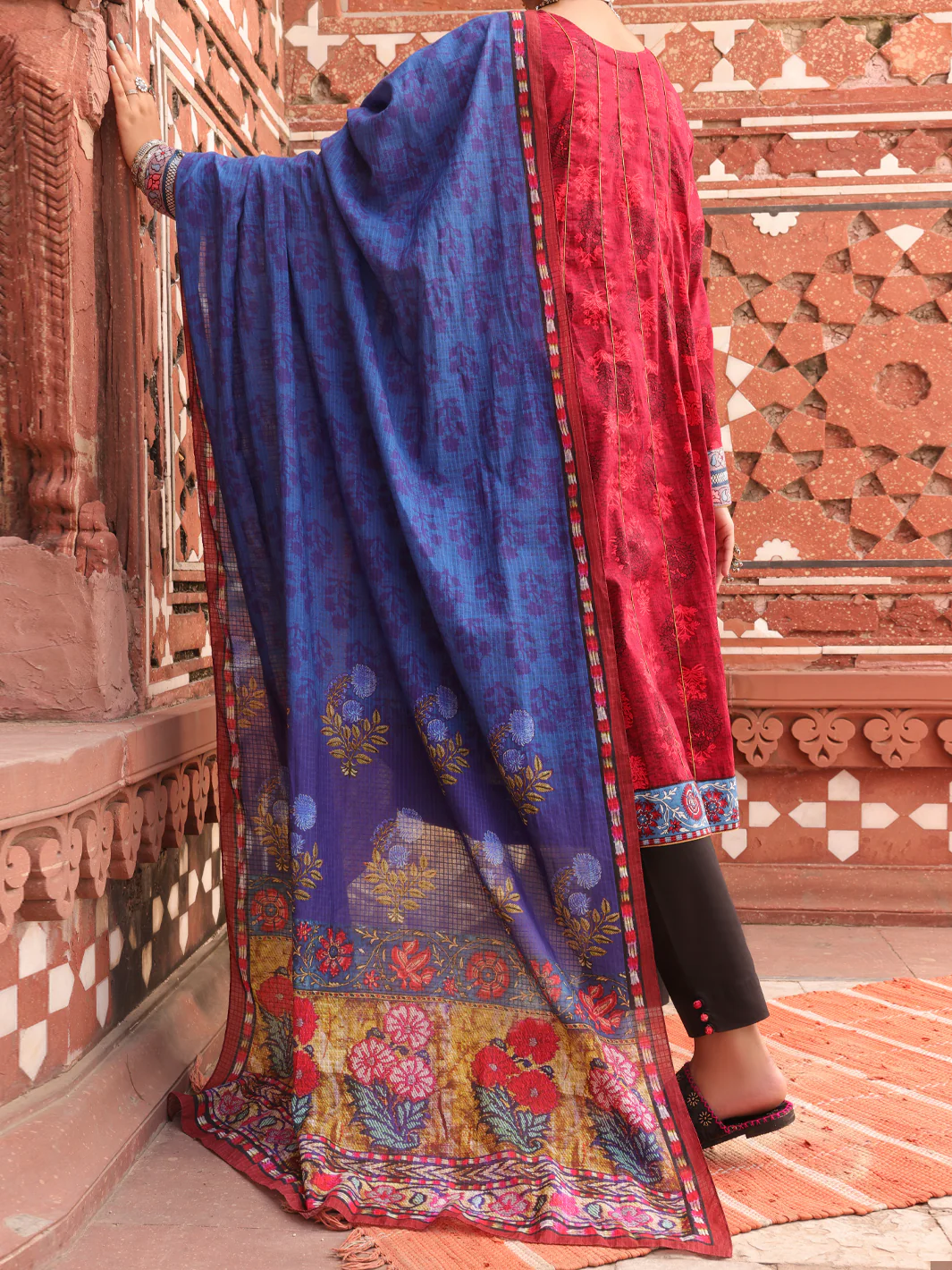 Red Cambric Unstitched 3Pc - AWP-3PS-401 - Image 2