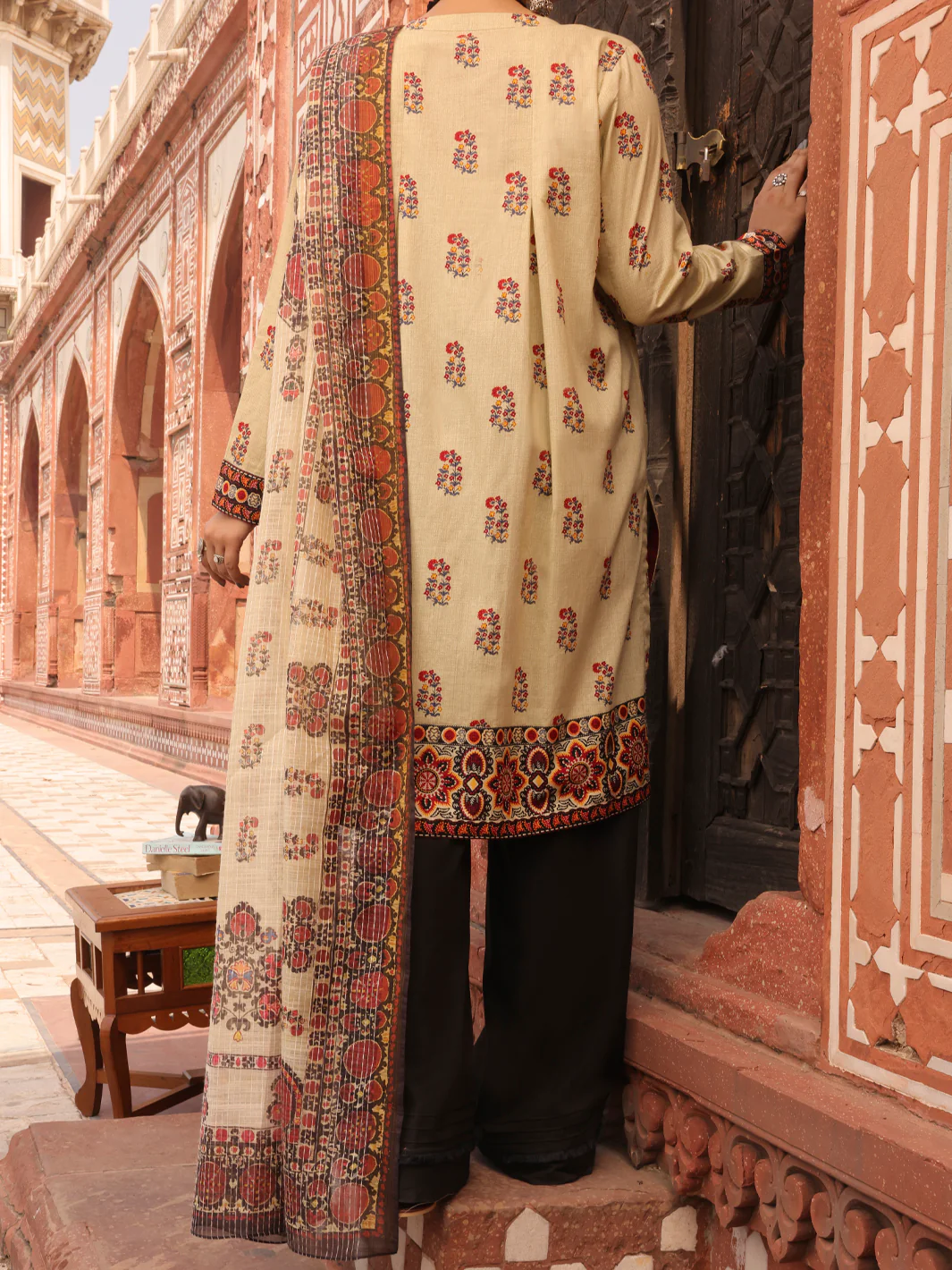 Ivory Cambric Unstitched 3Pc - AWP-3PS-409 - Image 2