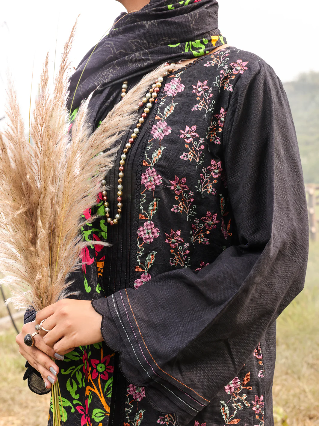 Black Khaddar Unstitched 3Pc - AWP-3PS-414 - Image 3
