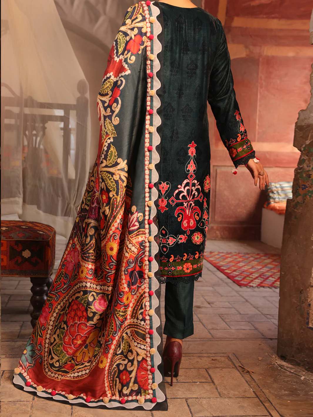 Turquoise Velvet Unstitched 3Pc - AWP-3PS-446 - Image 2
