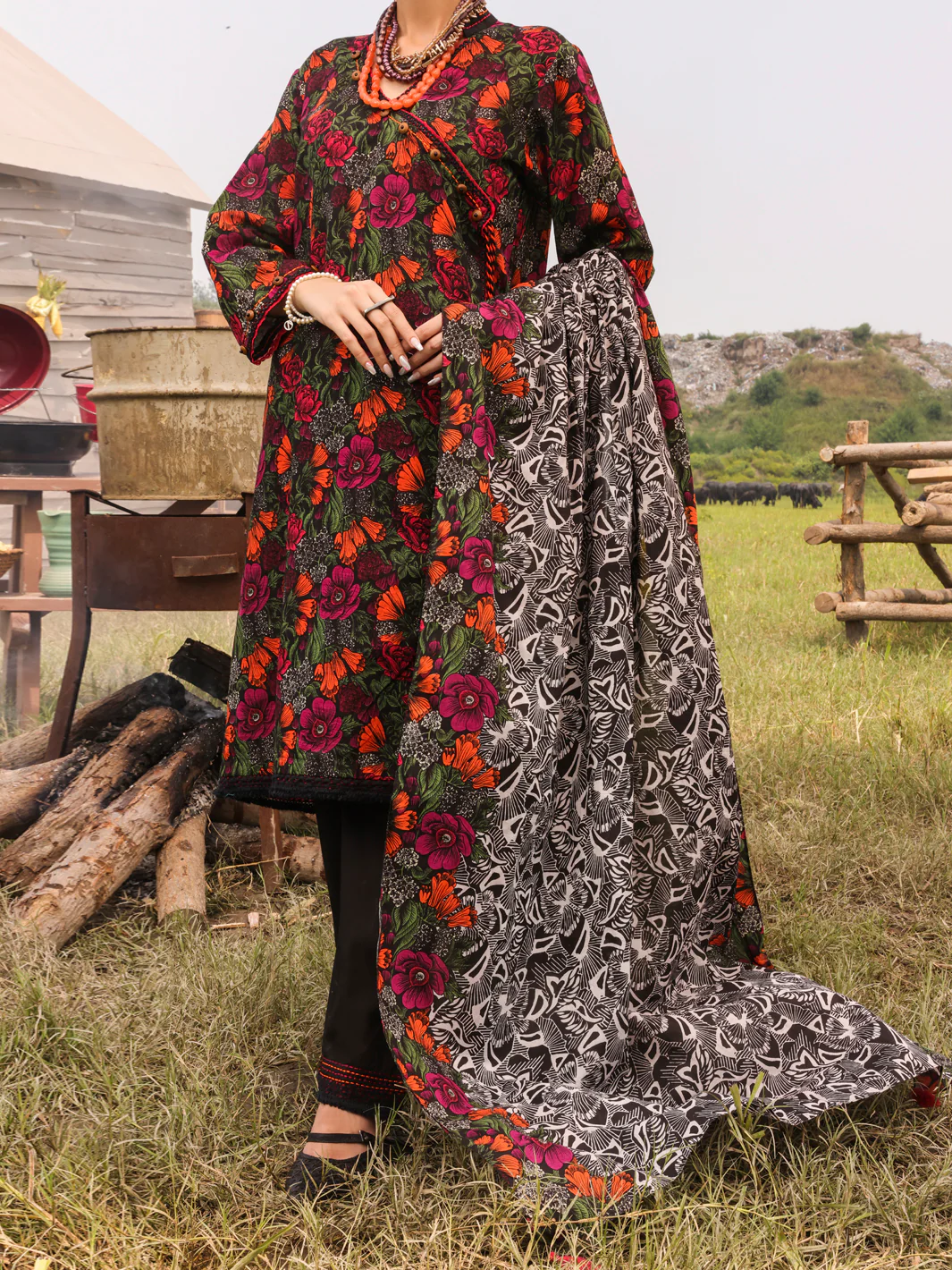 Multicolor Khaddar Unstitched 3Pc - AWP-3PS-513
