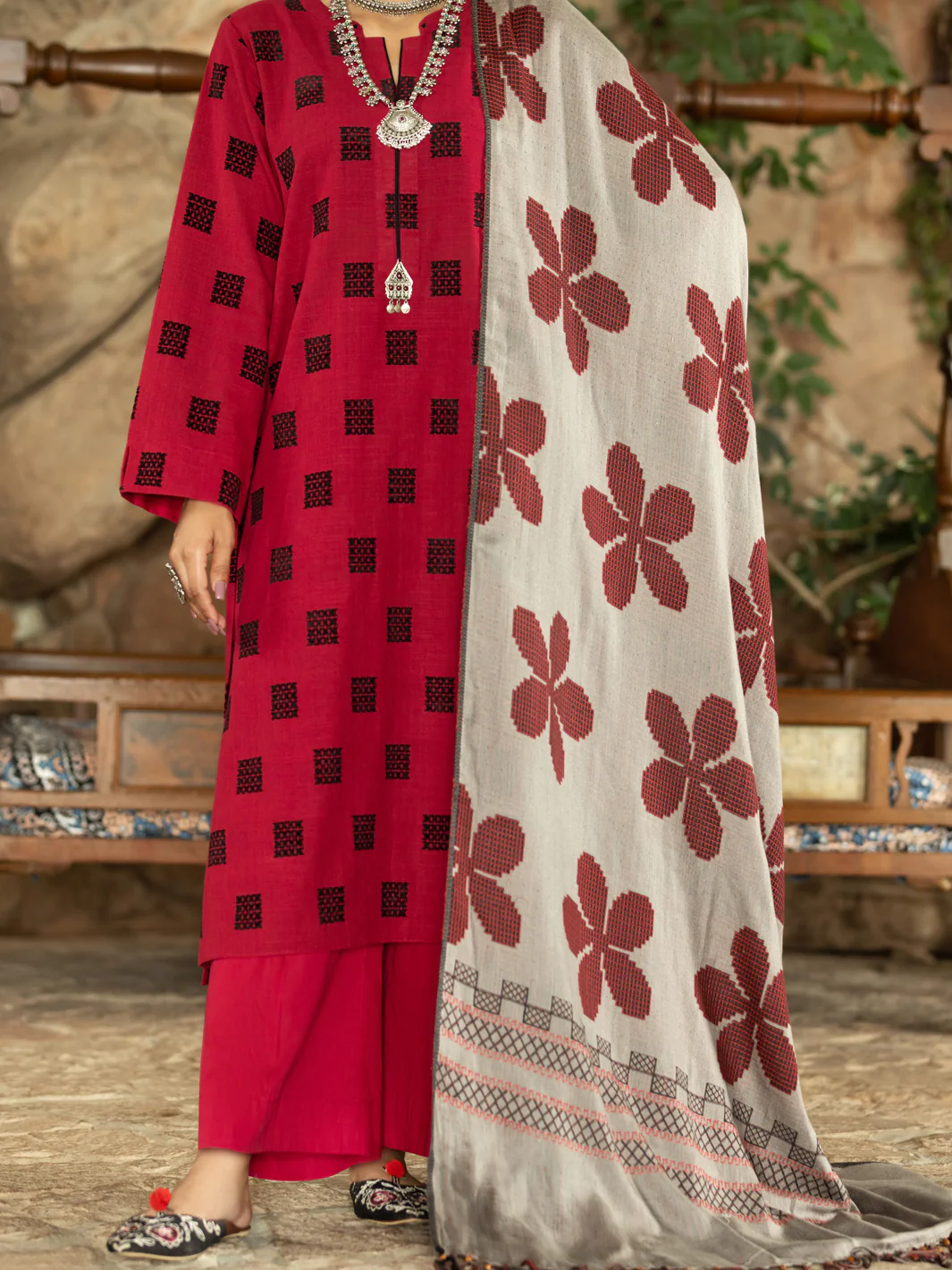 Red 3Pc Unstitched - AWP-3PS-572 - Image 3
