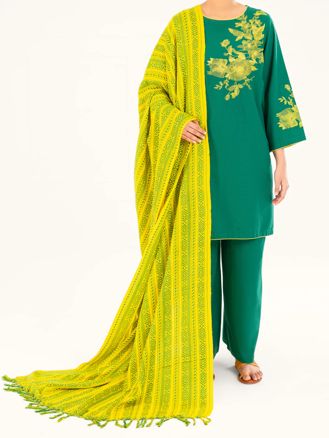 Green Light Khaddar 3Pc Stitched - AWP-3PS-772 - Image 5
