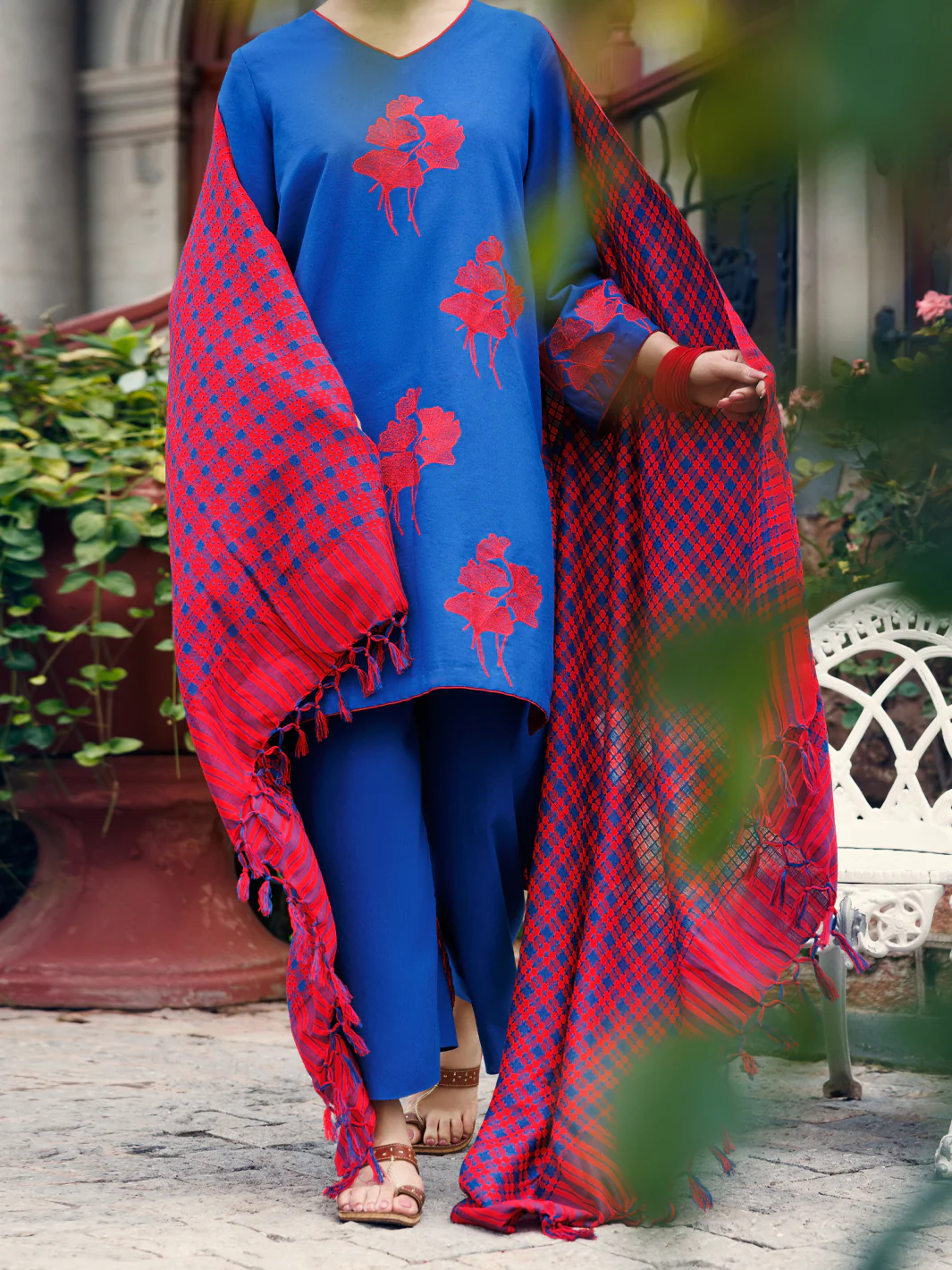 Blue Light Khaddar 3Pc Stitched - AWP-3PS-773 - Image 2