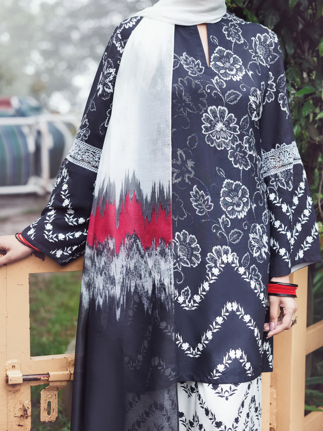 Black Viscose Silk 3Pc Unstitched - AWP-3PS-803 - Image 2