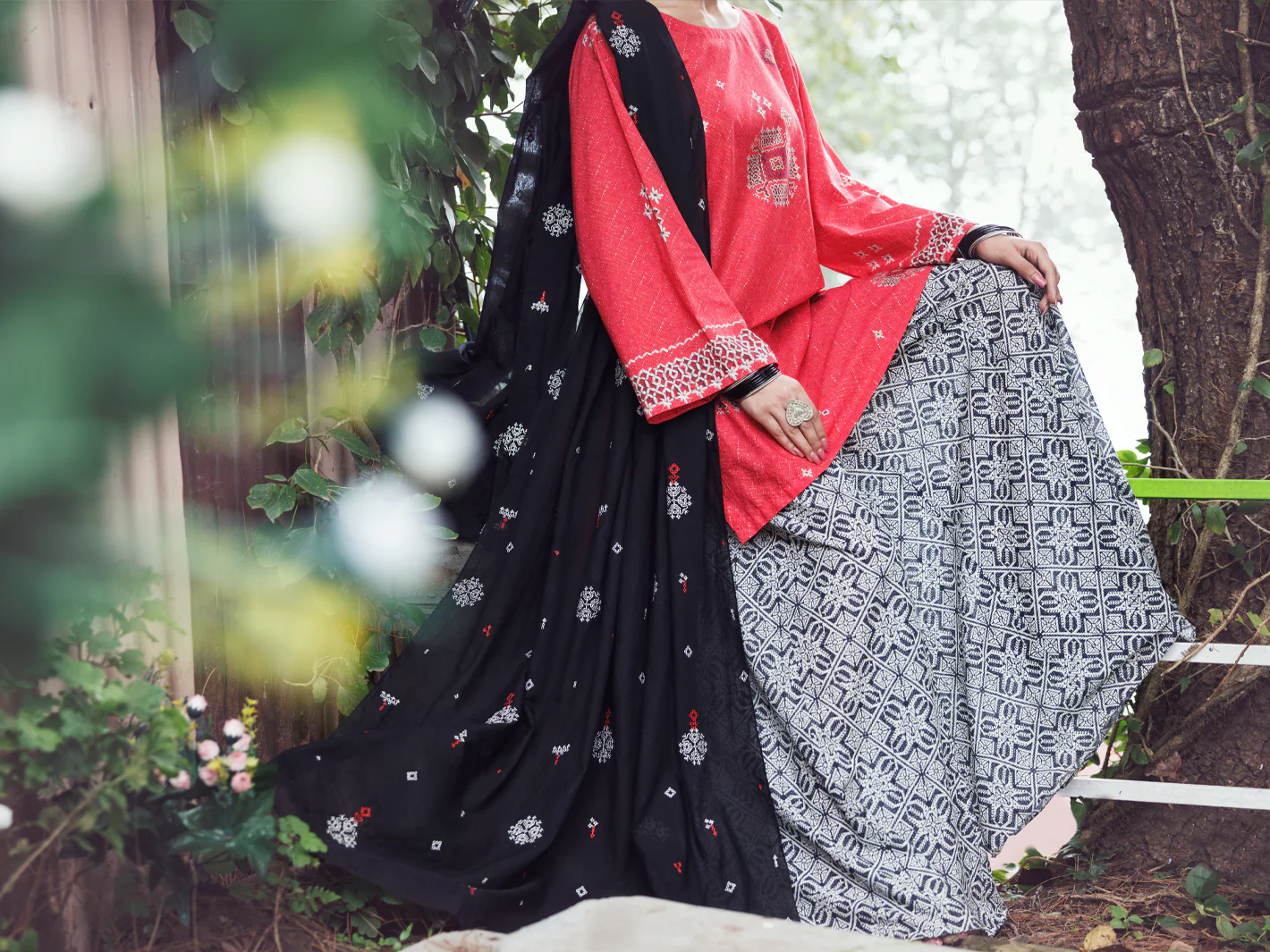 Red Cambric 3Pc Stitched - AWP-3PS-868 - Image 3