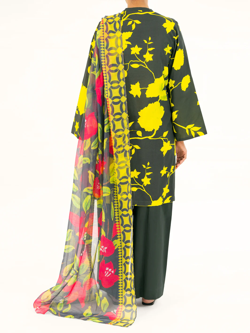 Black Cambric 3Pc Unstitched - AWP-3PS-872 - Image 3