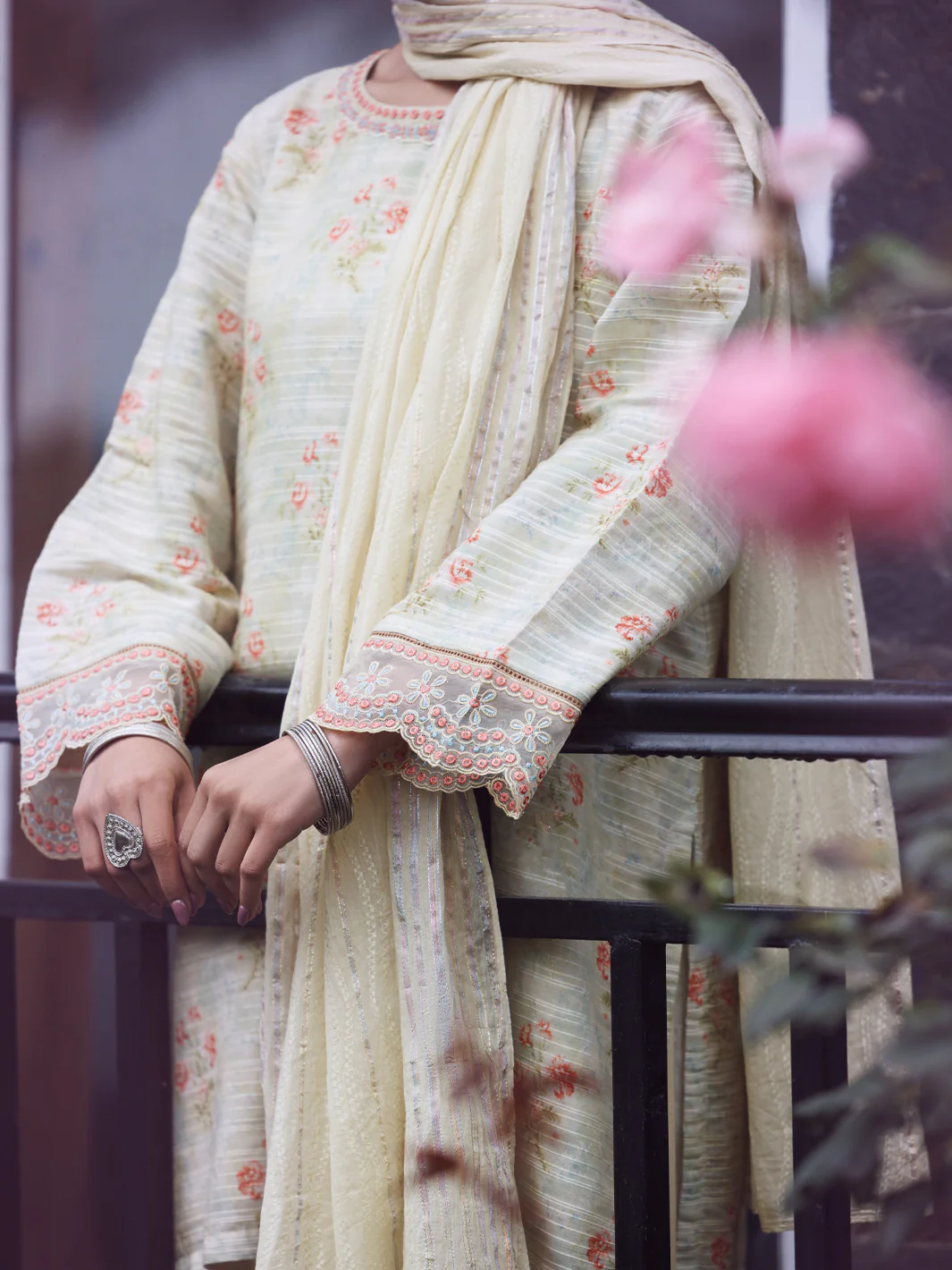 Cream Dobby 3Pc Stitched - AWP-3PS-878 - Image 2