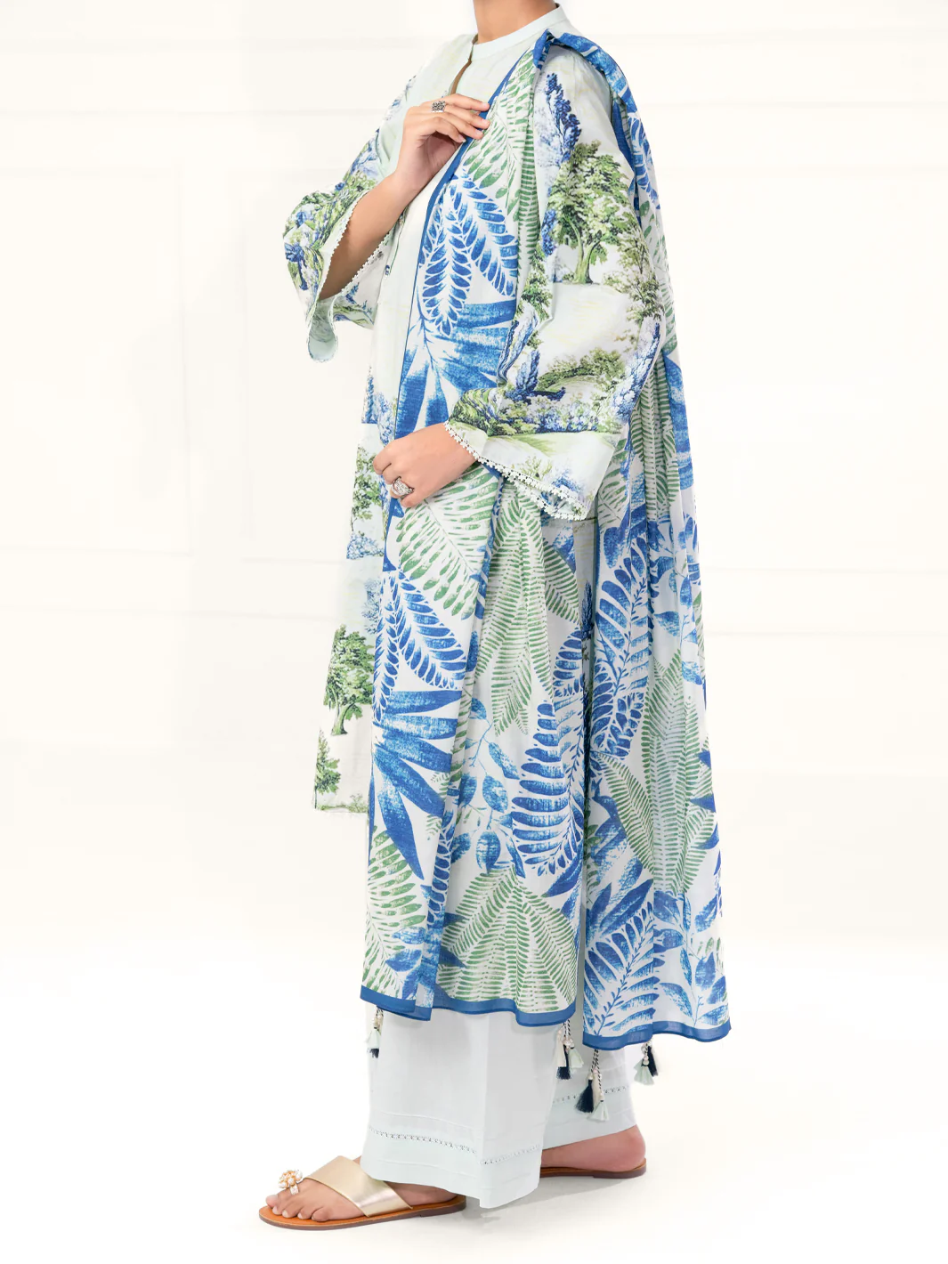 Ice Blue Cambric 3Pc Unstitched - AWP-3PS-892 - Image 4