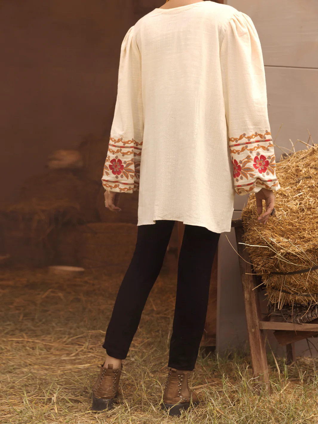 Off White Yarn-Dyed Two Tone Tunic - AWP-LK-484 - Image 4