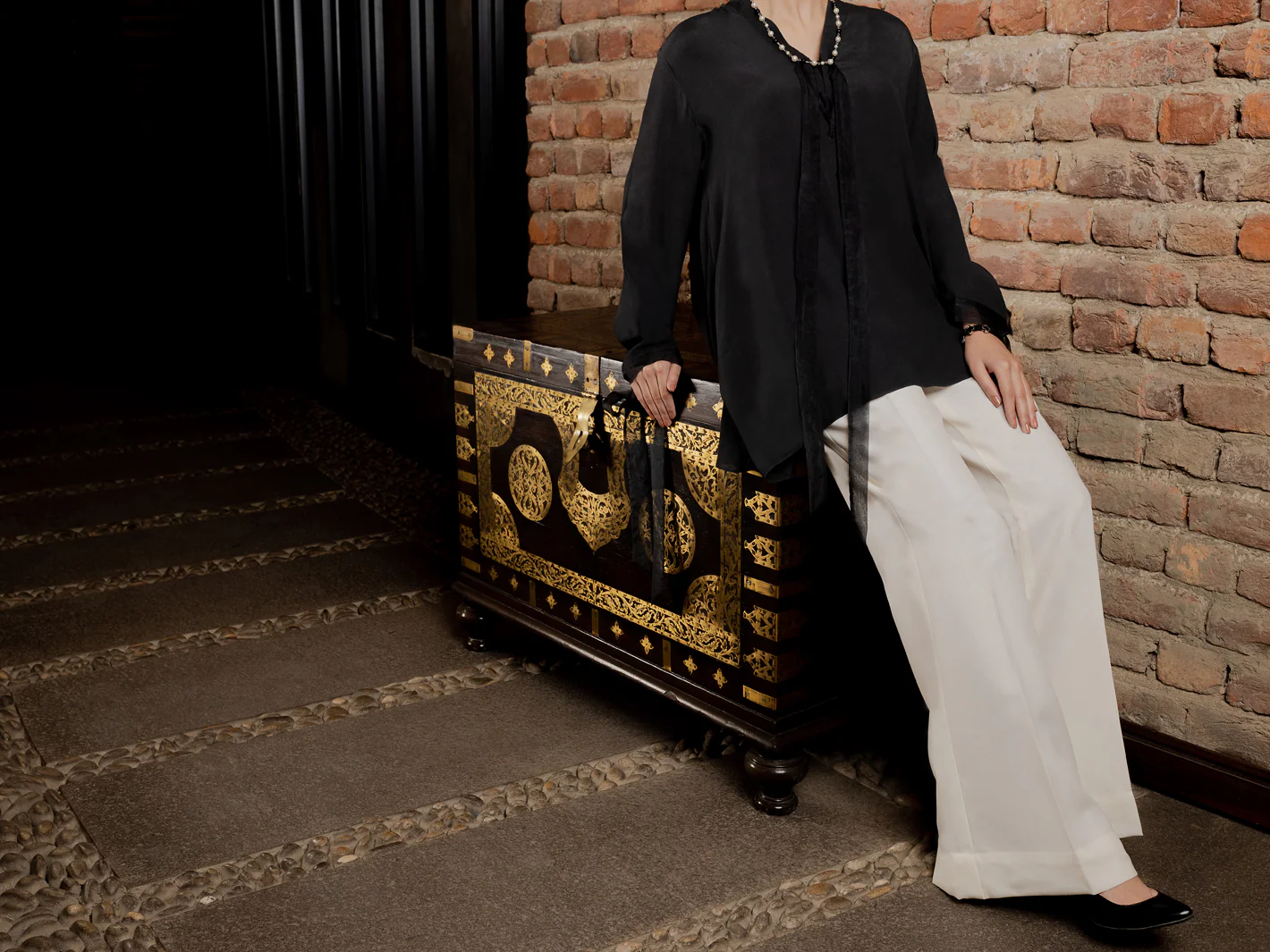 Charcoal Kurti - AWP-LK-602 - Image 4