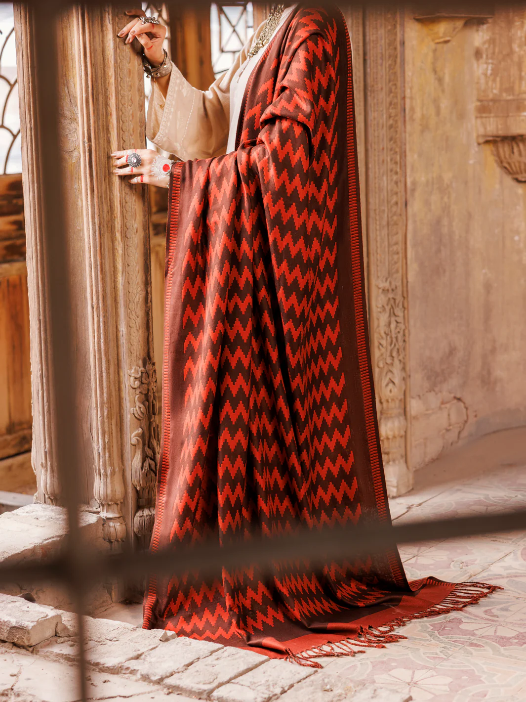 Brown Yarn Dyed Shawl - AWP-ST-727 - Image 2