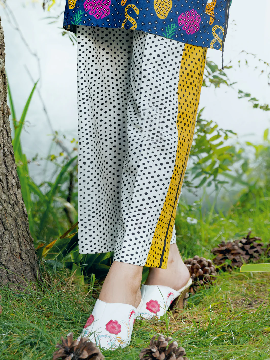 Off White Trousers - AWP-T-610 - Image 2
