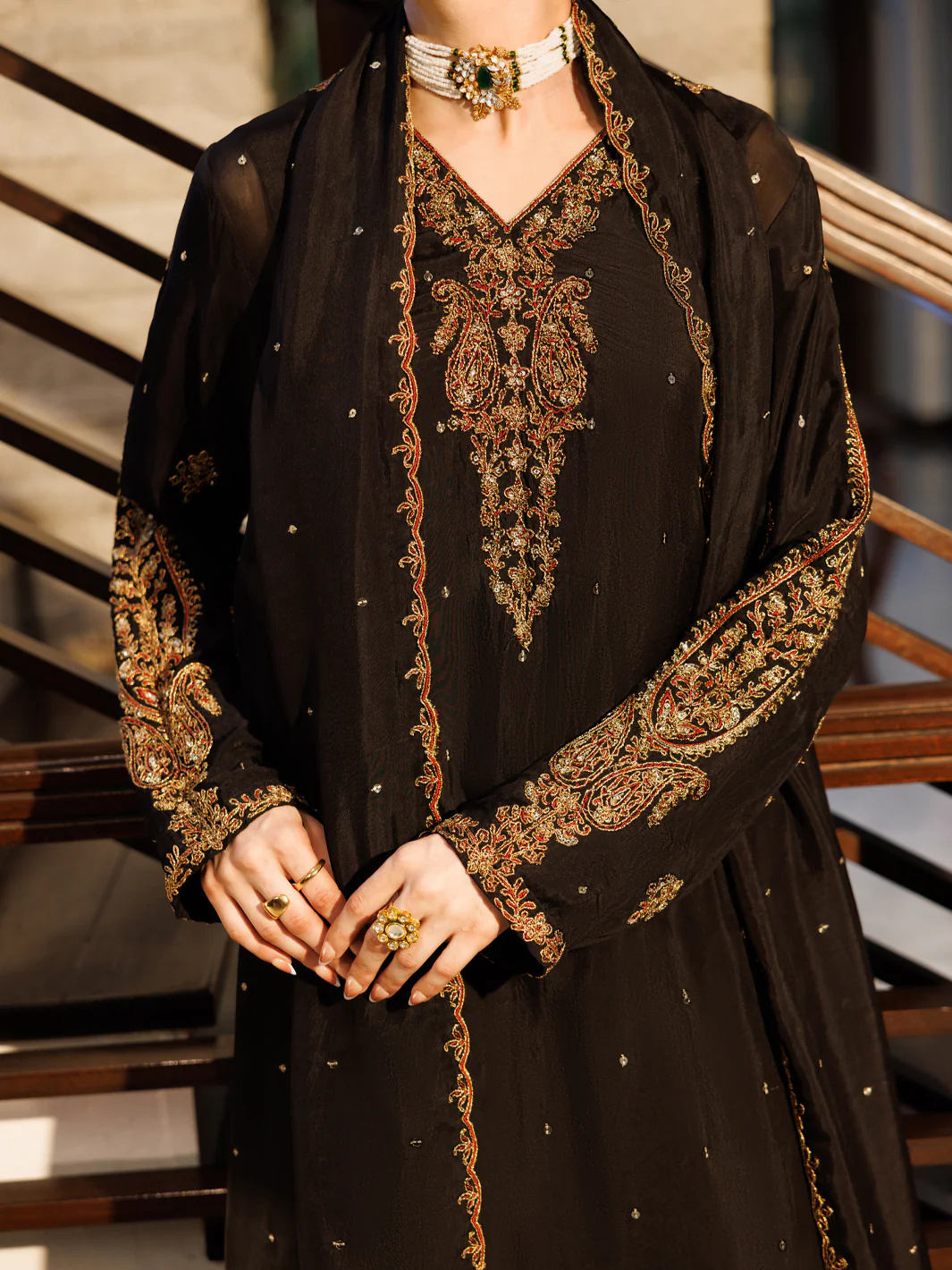 Black Amore Silk Formal Stitched 3Pc - AL-3PS-LS-621 - Image 4