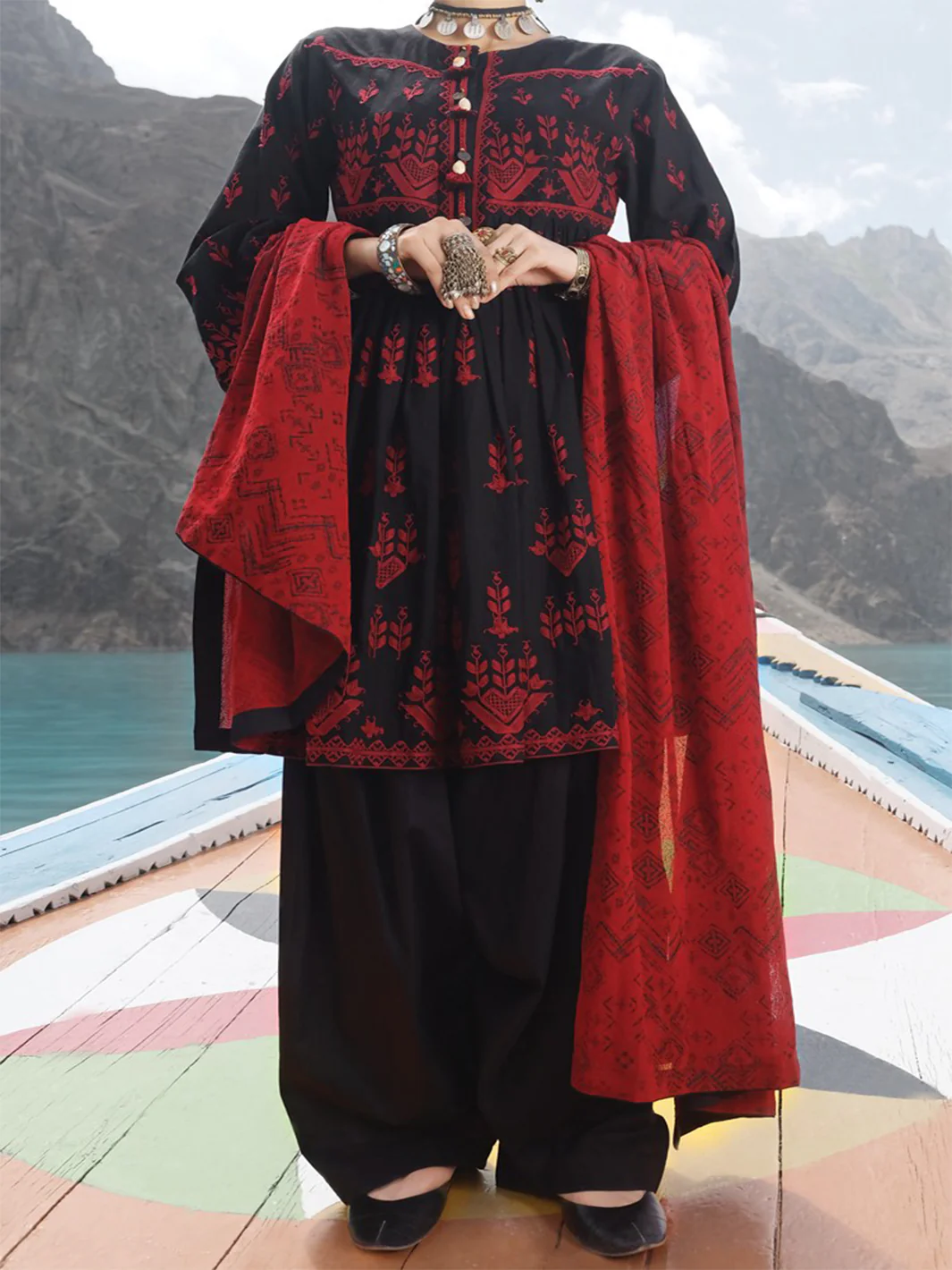 Black Khaddar 3Pc Stitched - AWP-226