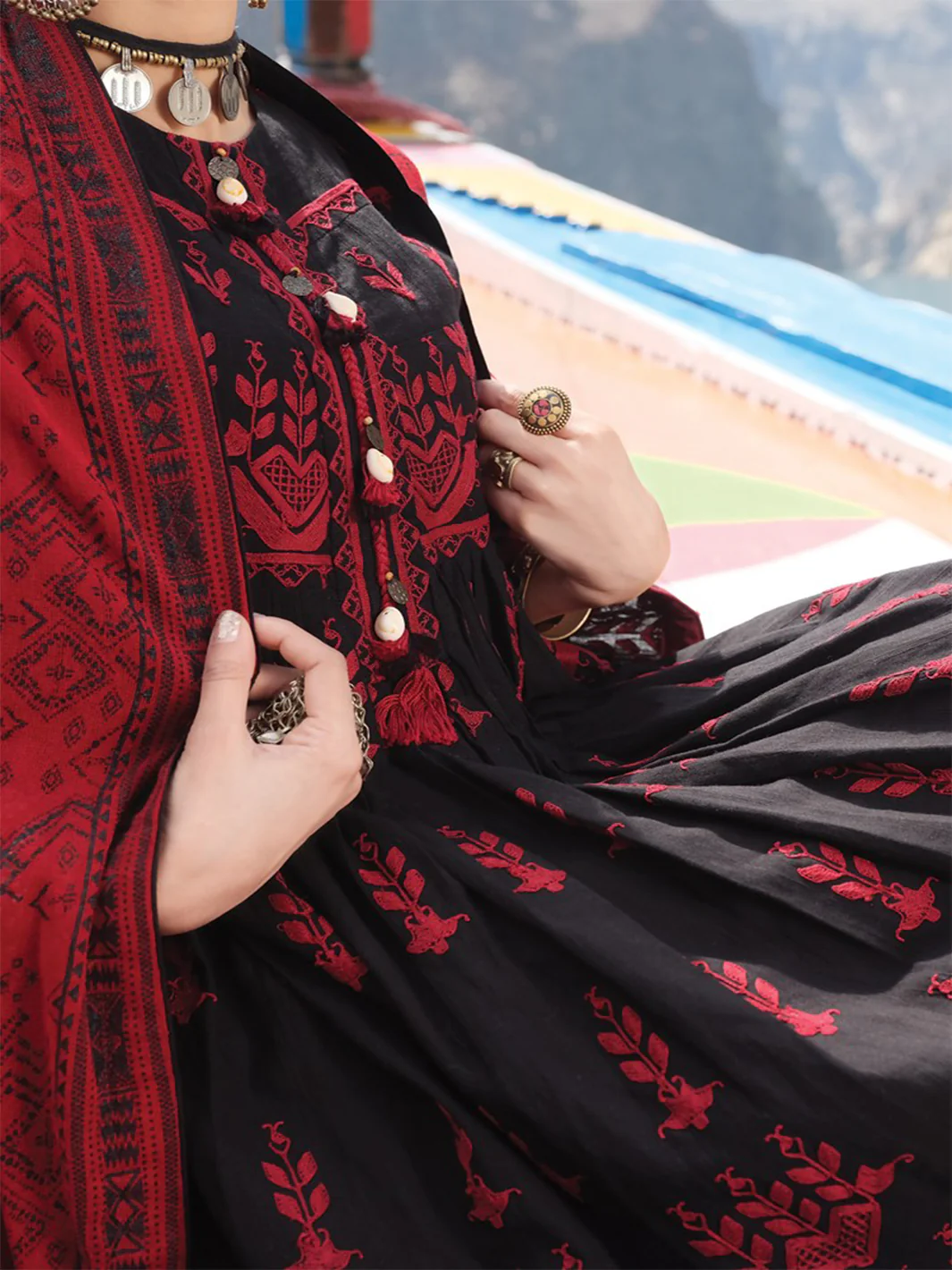 Black Khaddar 3Pc Stitched - AWP-226 - Image 3