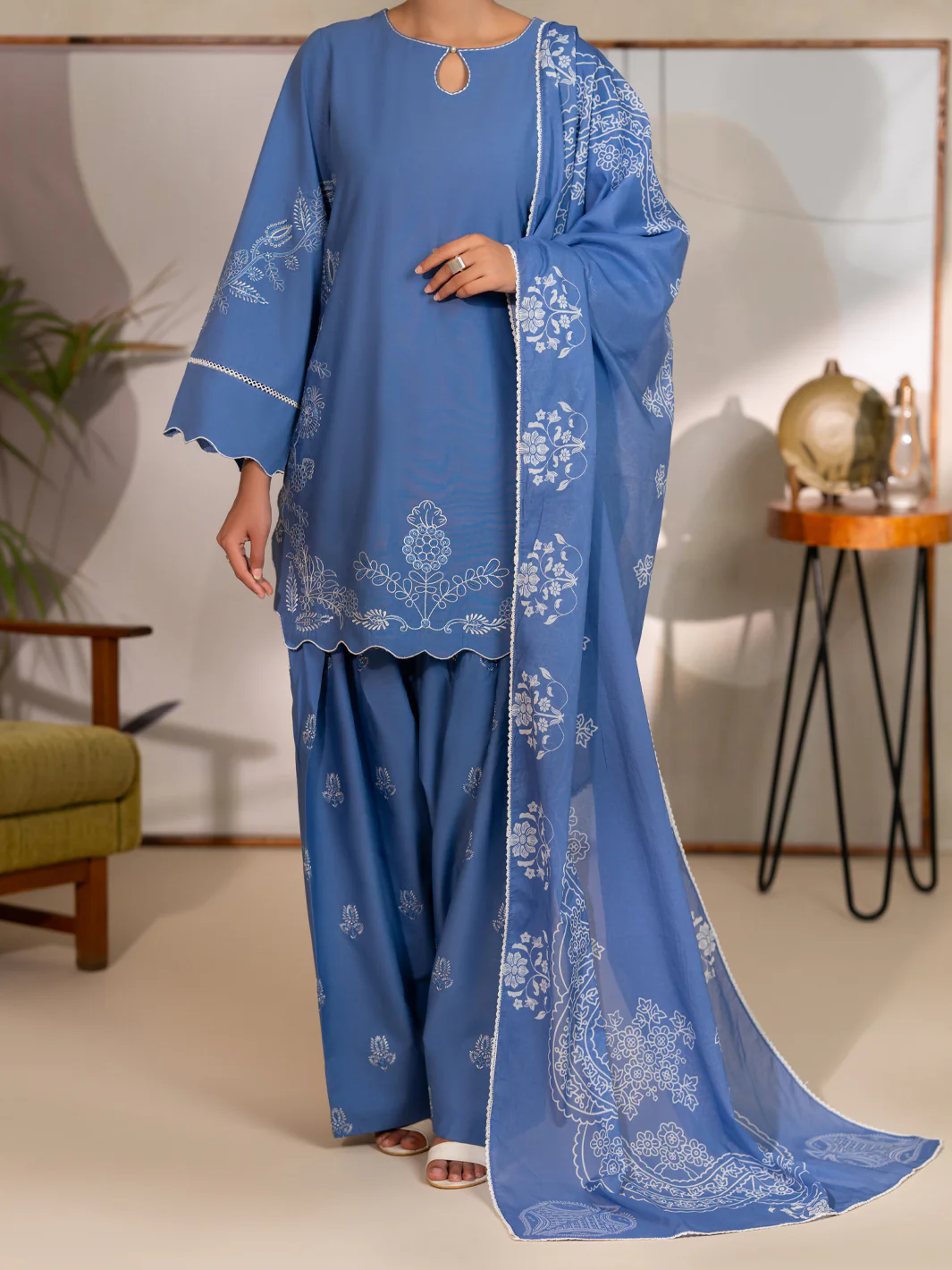 Blue Dyed Lawn Unstitched 3Pc - ALP-3PS-2689
