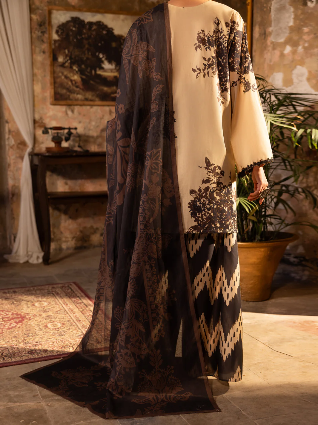 Fawn Cotton Lawn Unstitched 3PC - ALP-3PS-2713 - Image 3